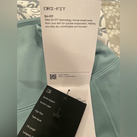 Nike Women’s Dri-Fit One High Waist 7/8 Leggings Size Small Cannon Green Color - Picture 8 of 10